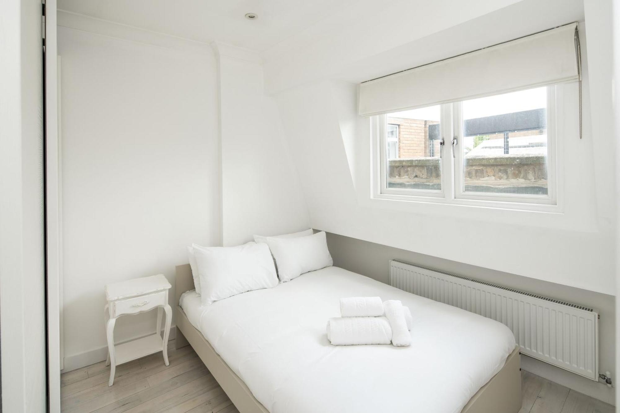 Elegant 2Bd Flat Near Portobello Rd With Balcony Apartment London Exterior photo